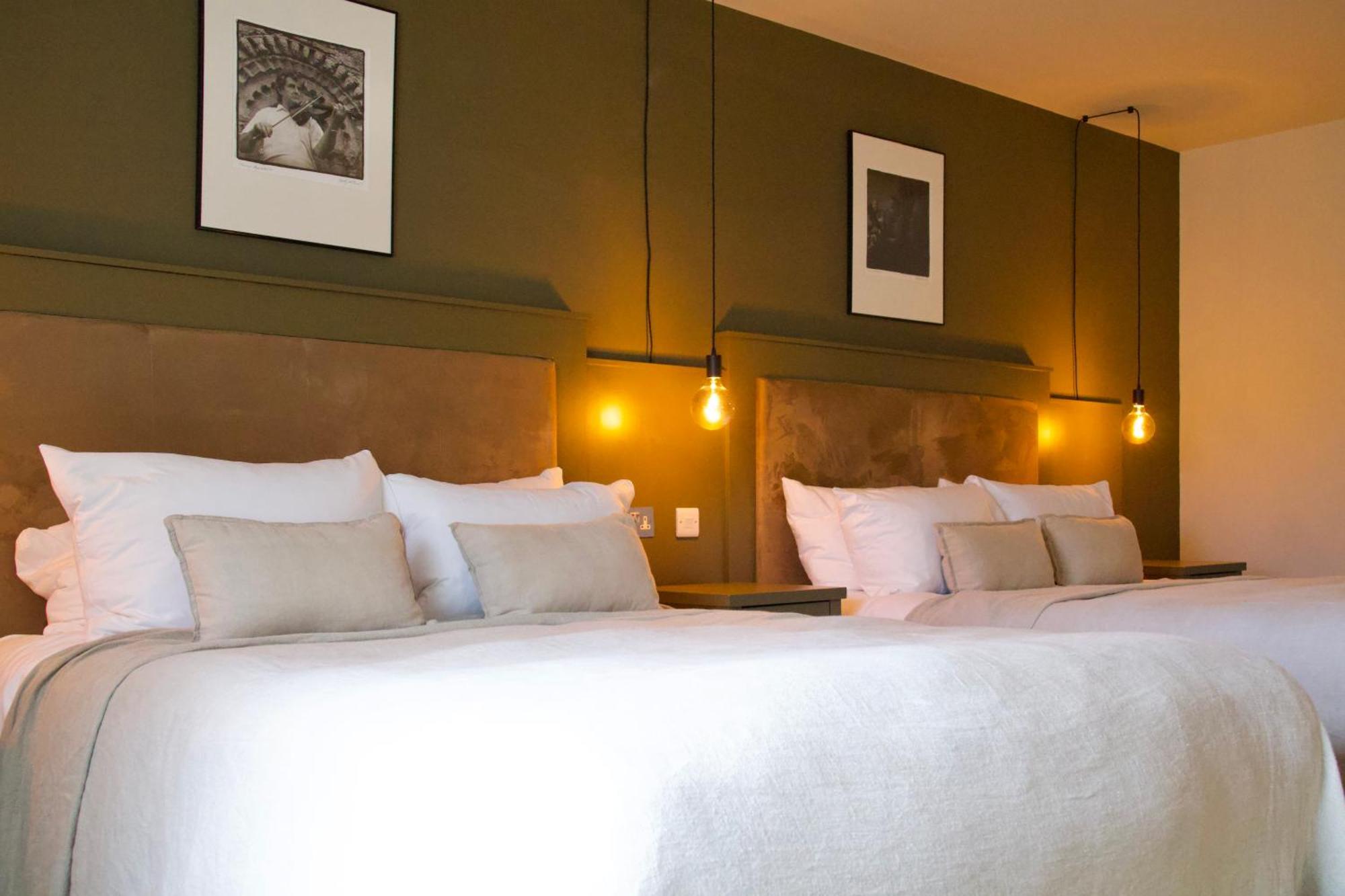 Fiddle + Bow Hotel Doolin Bagian luar foto