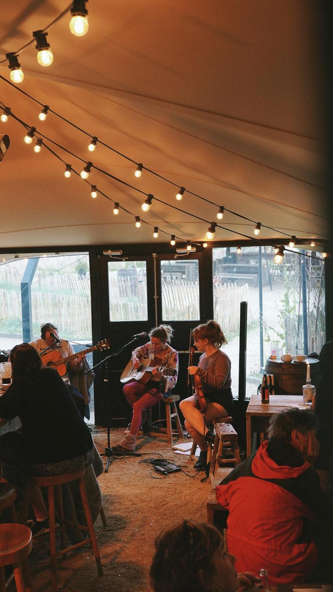 Fiddle + Bow Hotel Doolin Bagian luar foto