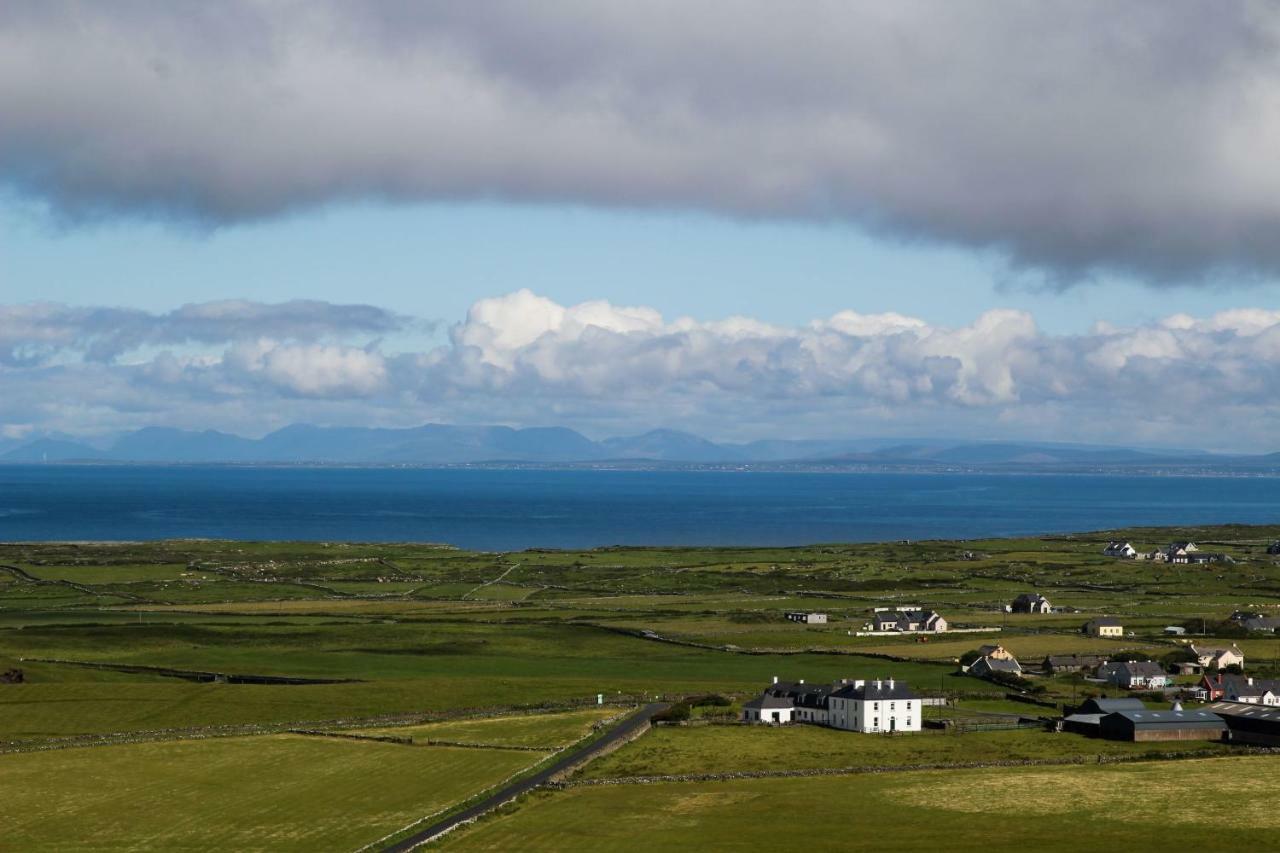 Fiddle + Bow Hotel Doolin Bagian luar foto